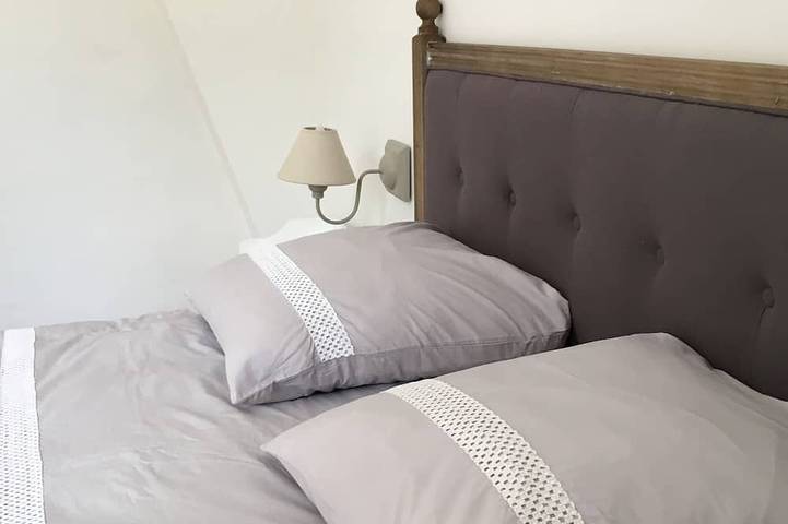 Location de vacances pour 6 personnes, avec jardin ainsi que piscine et terrasse à Loches - 4