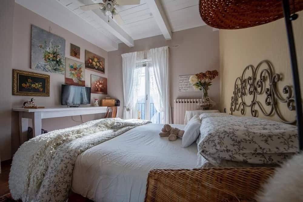 Romantische Villa Bella Vista, mit beheizbarem Pool und traumhaftem Blick in Pontedassio, Riviera di Ponente