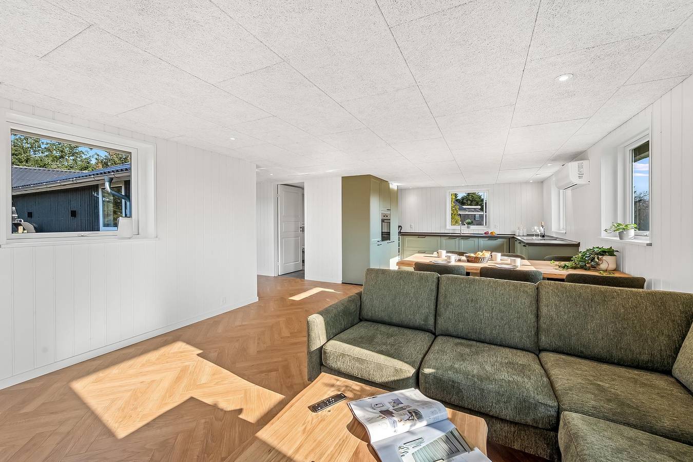 Modern holiday home with 3 bedrooms, completely renovated in 2025 and located close to Rinkøbing Fjord. in Stauning, Ringkøbing fjord