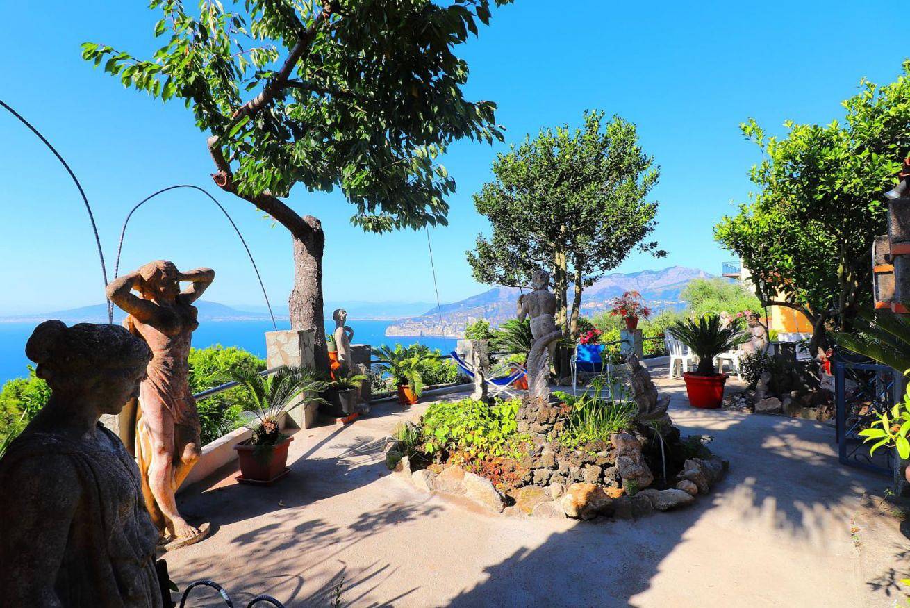 La Rosa del sud - sea view  in Sorrento, Sorrentine Peninsula