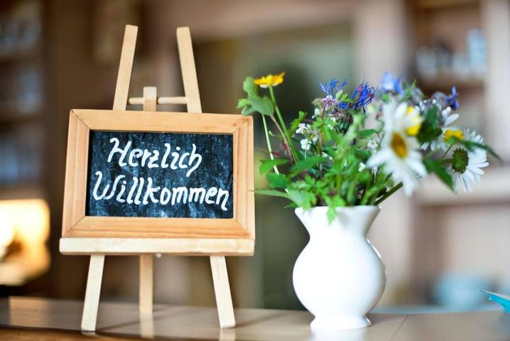 Hôtel pour 2 personnes, avec vue ainsi que terrasse et jardin à Trendelburg - 4