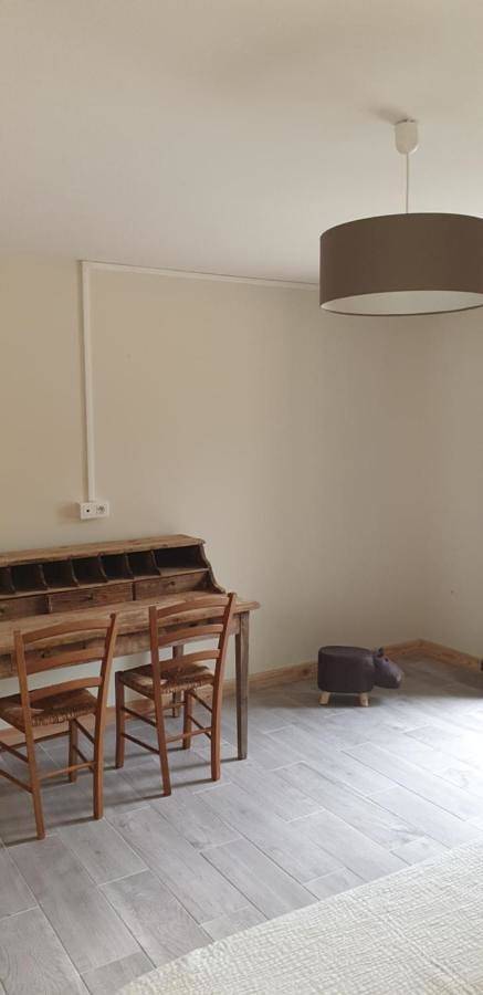 Location de vacances pour 3 personnes, avec piscine ainsi que jardin et terrasse, animaux acceptés à Lafrançaise - 3