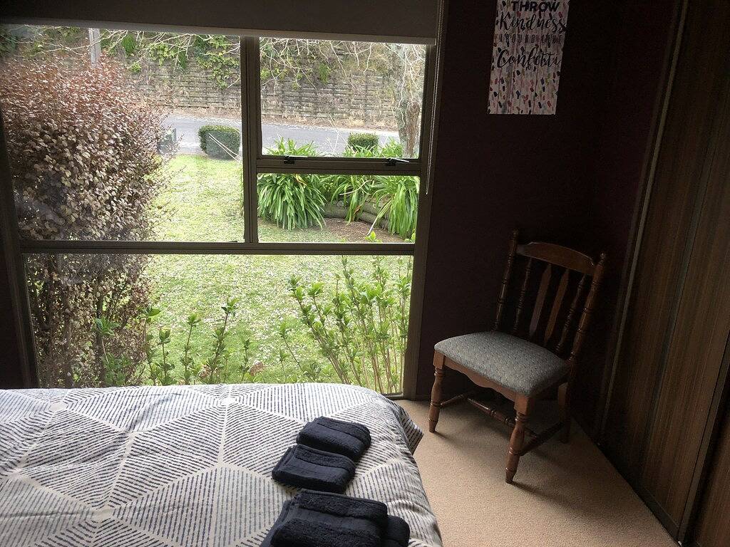 Infinity Views - Lake Taupo (kostenloses Wlan, Bettwäsche vorhanden) in Taupo District