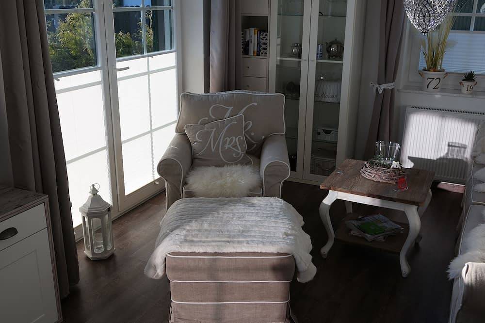 Ganze Wohnung, Sanibel Island - Insel der Glückseligkeit - Reethaus an der Ostsee in Barendorf, Dassow