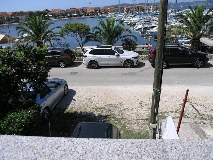 Gîte pour 4 personnes, avec terrasse à Bibinje - 3