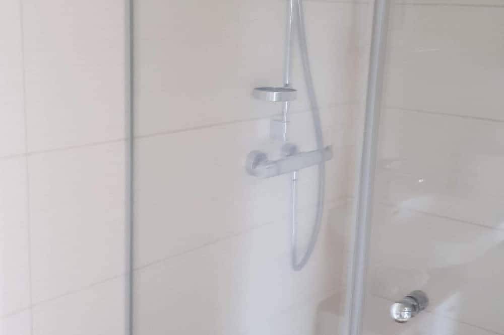 Ganze Wohnung, Idyllische Ferienwohnung auf dem Bauernhof in Malschwitz, Oberlausitz-Niederschlesien