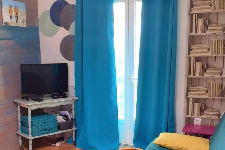 Gîte pour 6 personnes, avec jardin et balcon ainsi que piscine et jacuzzi