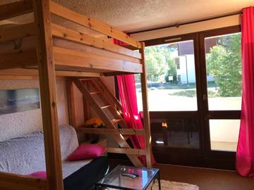 Gîte pour 4 personnes, avec balcon à Corrençon-en-Vercors