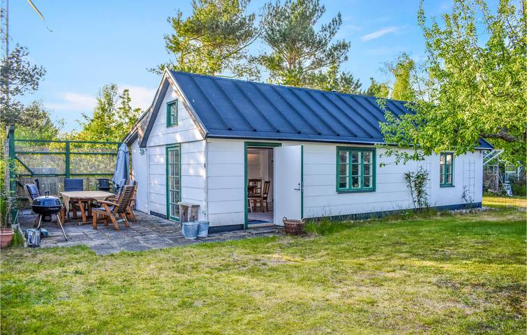 Ferienhaus für 5 Personen, mit Terrasse und Garten in Beddingestrand
