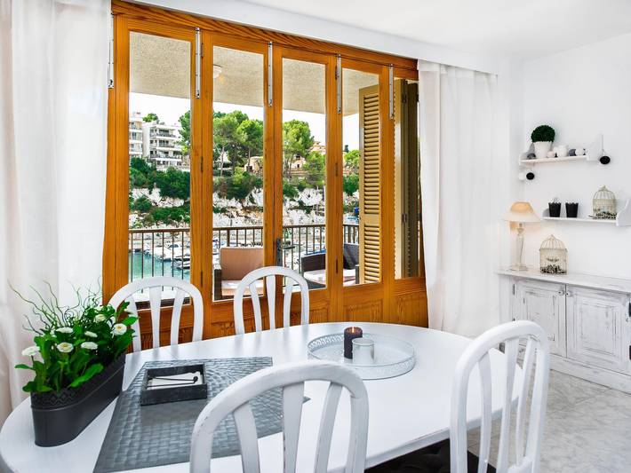 Ferienwohnung für 4 Personen, mit Terrasse und Meerblick in Porto Cristo - 2