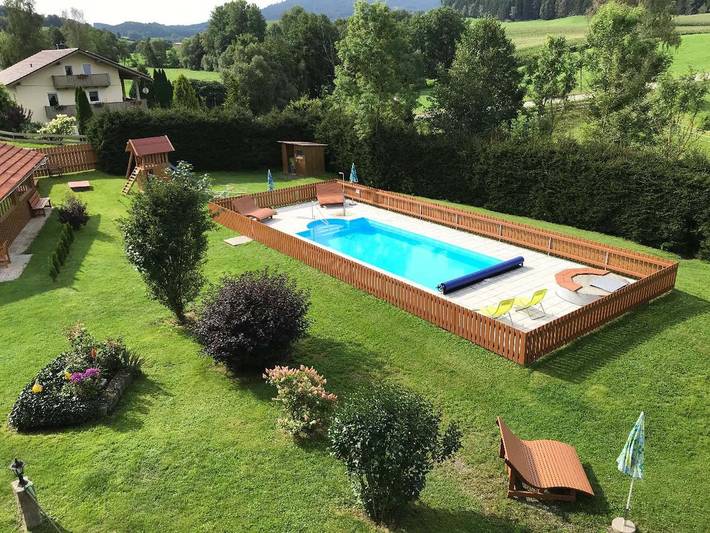 Ganze Ferienwohnung, Ferienbauernhof Mehlbach - Ferienwohnung Wildrose mit Terrasse in Kollnburg, Ostbayern