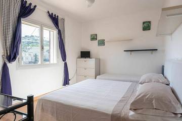 Bungalow pour 4 Personnes dans Commune de Sanremo, Province d'Imperia, Photo 2