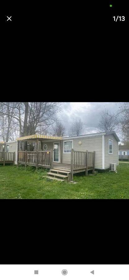 Camping pour 6 personnes, avec Terrasse ainsi que Jardin et Piscine