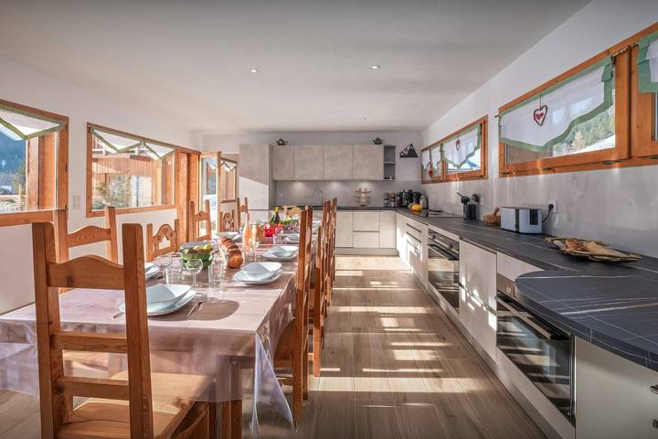 Chalet pour 14 personnes, avec jardin et sauna, adapté aux familles à Pralognan-la-Vanoise - 4