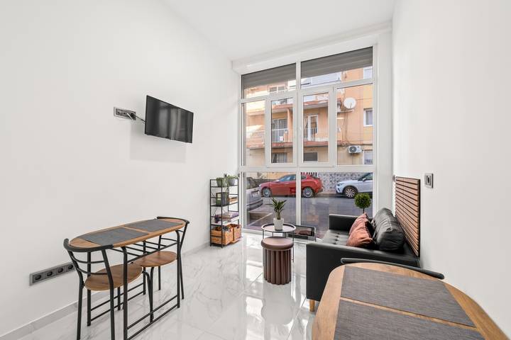 Loft Room 3B with Air Conditioning in Torrevieja Centre, Torrevieja