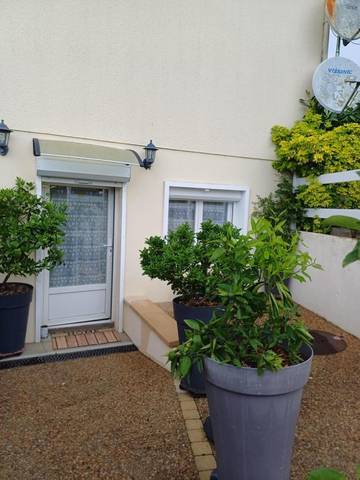 Gîte pour 2 personnes, avec terrasse à Yvré-le-Pôlin