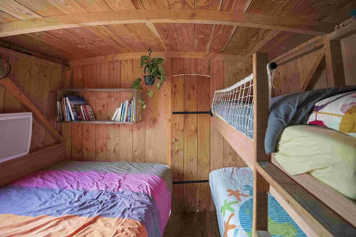 Péniche pour 4 personnes, avec terrasse à Saint-Florent-le-Vieil - 2