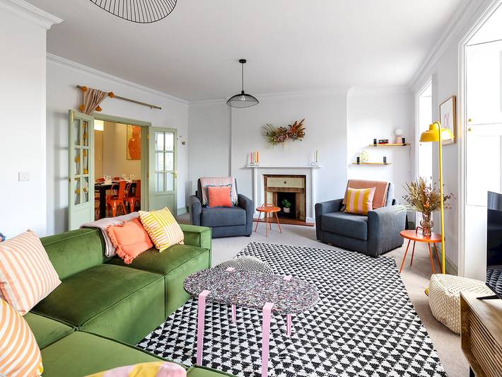 Holiday rental for 9 people in Bath
