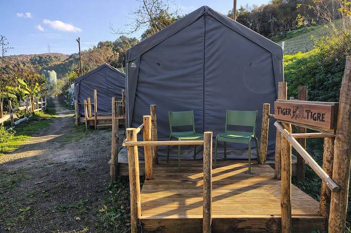 Camping pour 2 personnes, avec piscine et balcon dans Portugal du Nord