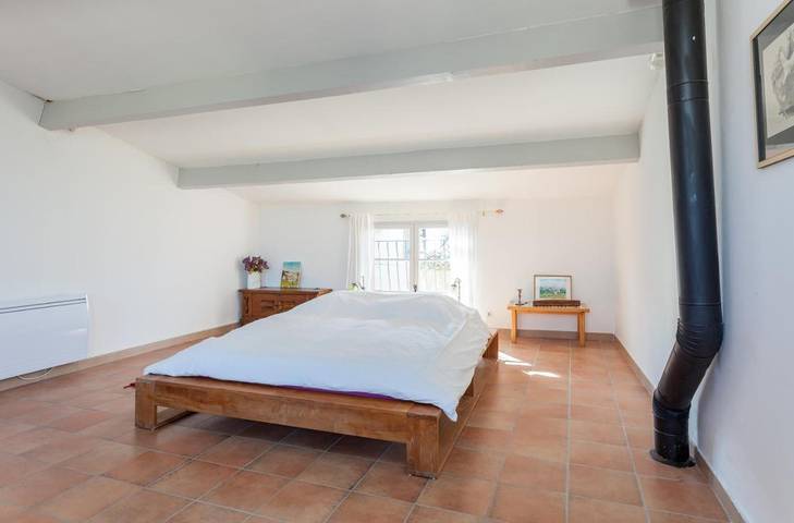 Location de vacances pour 13 personnes, avec Balcon ainsi que Terrasse et Jardin à Saint-Pierre-de-Vassols - 2