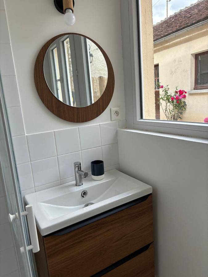 Gîte pour 2 personnes, avec terrasse à Le Blanc - 4