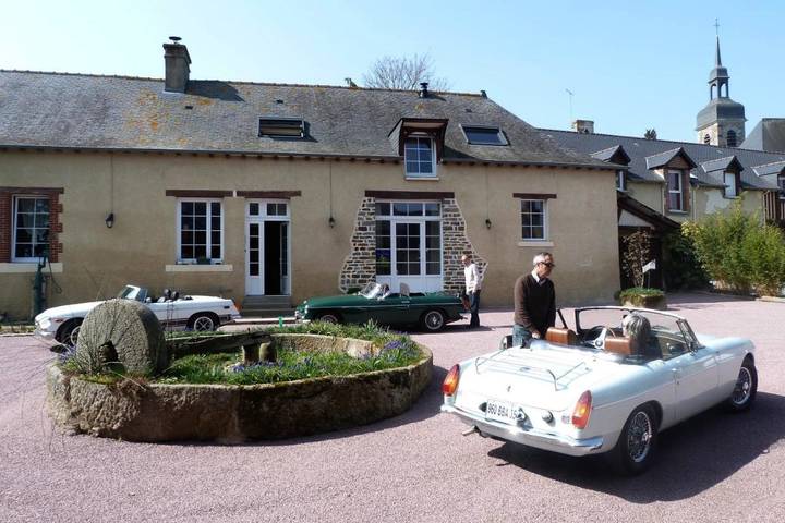 Location de vacances pour 4 personnes, avec Jacuzzi et Terrasse ainsi que Jardin et Vue à Domloup