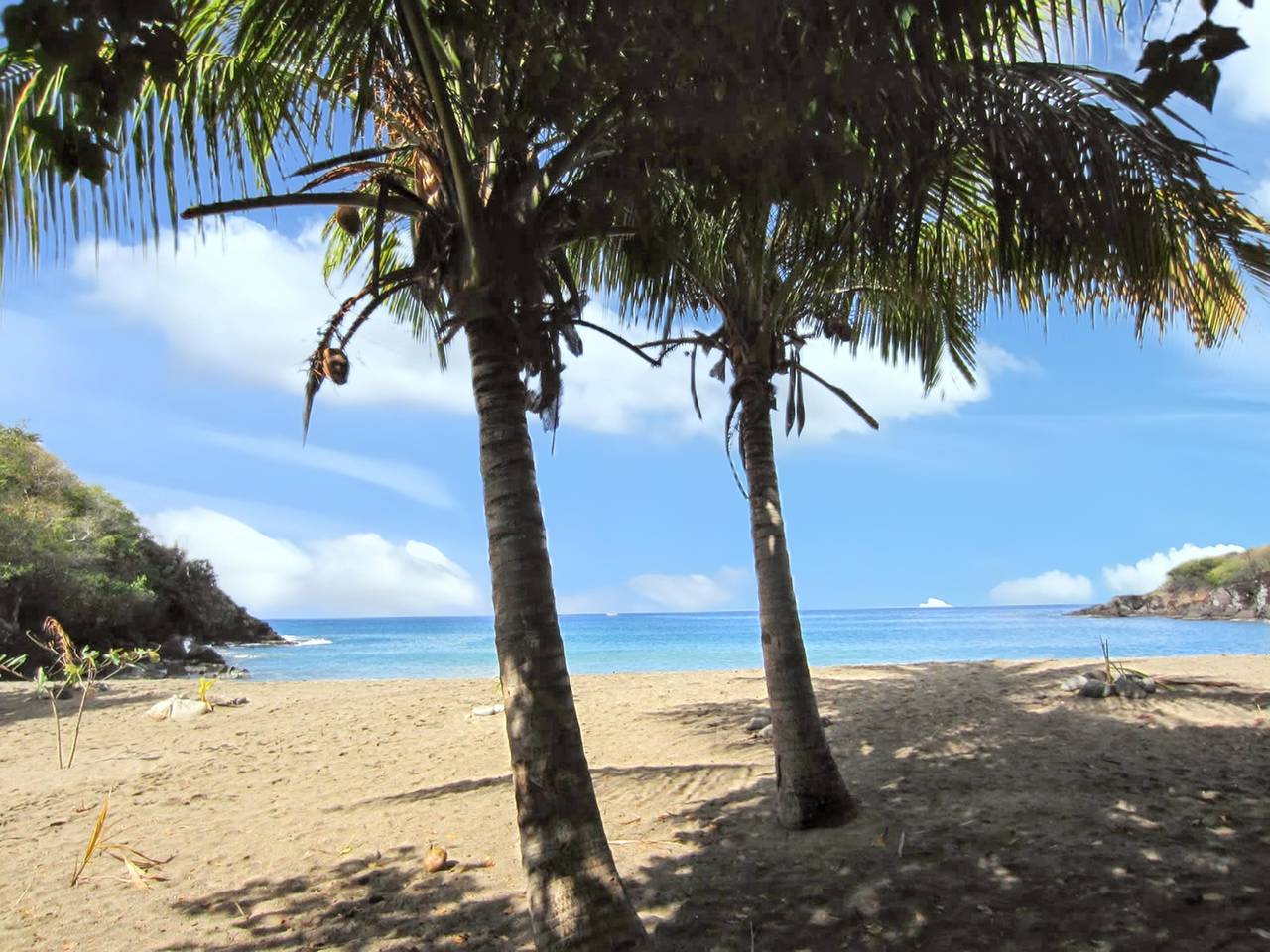 Welcoming bungalow in Bouillante with air conditioning and terrace in Bouillante, Guadeloupe (Caribbean)