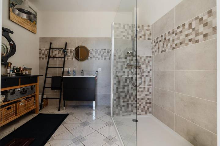 Location de vacances pour 8 personnes, avec jardin et piscine à Ornaisons - 4