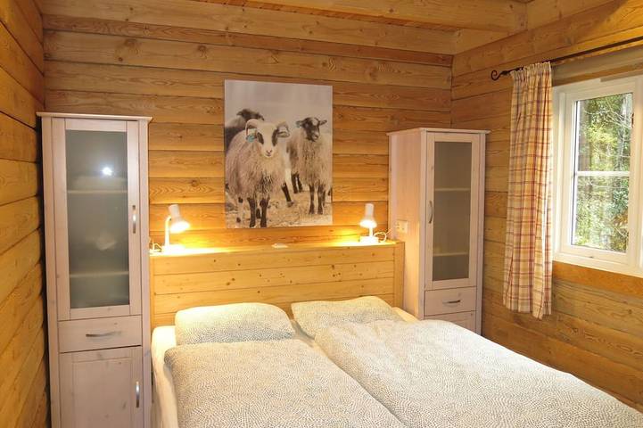 Ferienhaus für 6 Personen, mit Balkon/Terrasse und Terrasse sowie Garten im Oldenburger Münsterland - 2