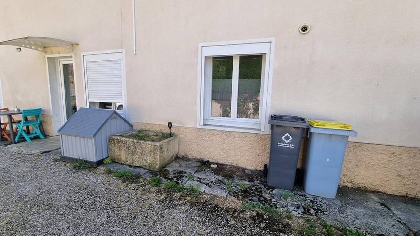 Gîte pour 5 personnes, avec jardin et terrasse, animaux acceptés dans Champvans - 2
