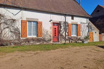 Location de vacances pour 6 personnes, avec jardin à Viersat