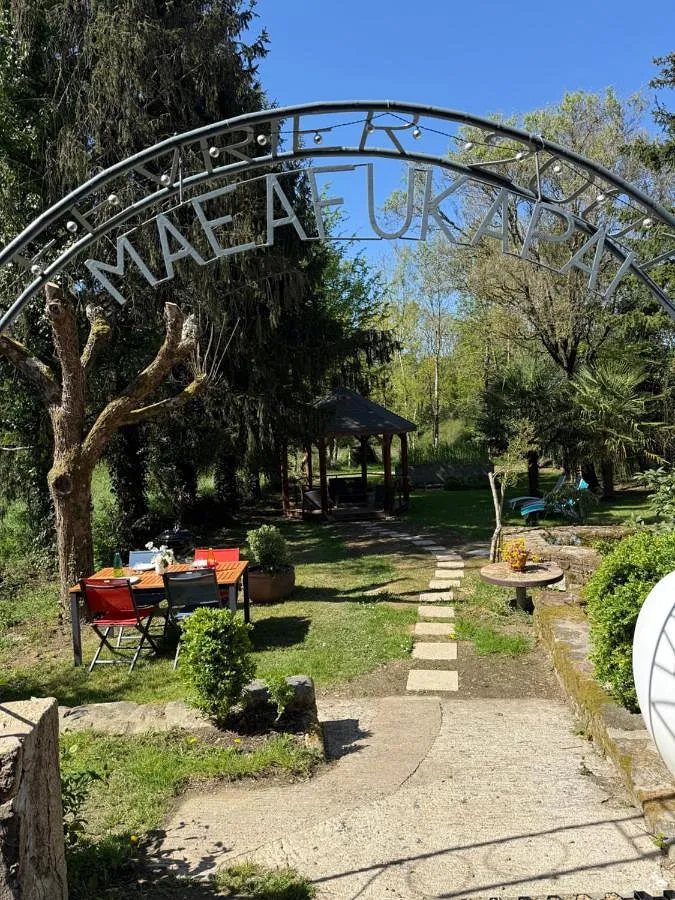 Casa de vacaciones para 4 personas, con jardín y piscina - 1