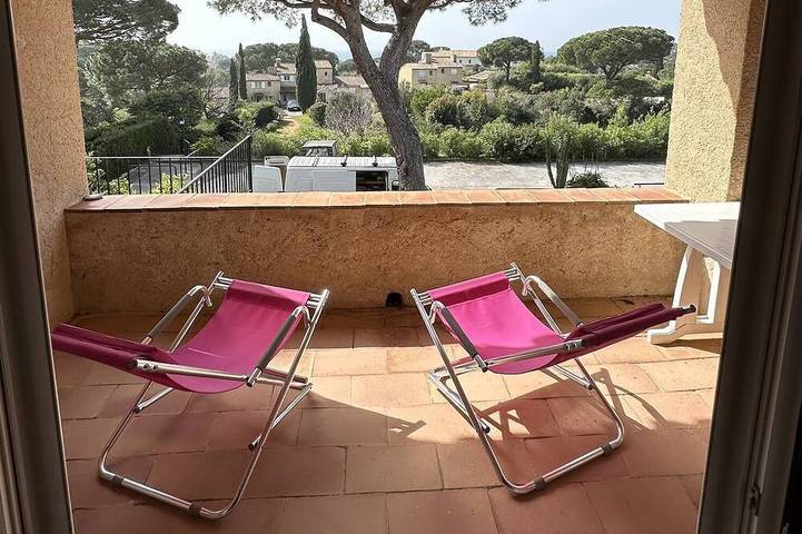 Ferienwohnung für 4 Personen, mit Pool und Balkon/Terrasse - 1