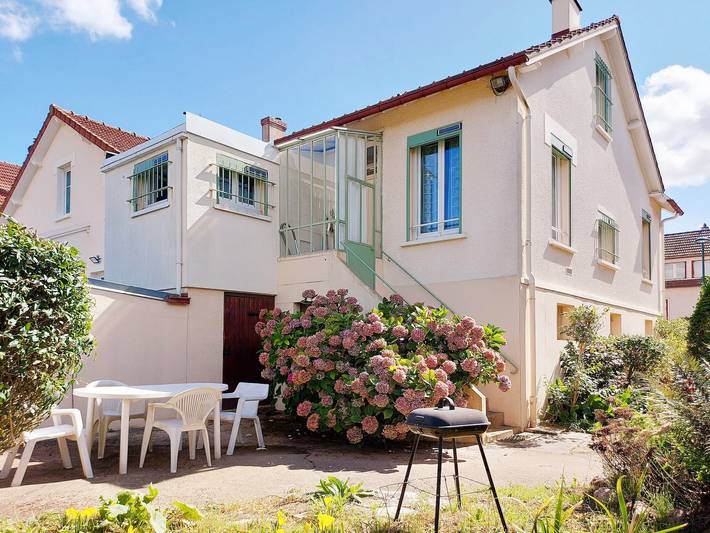 Gîte pour 6 personnes, avec jardin