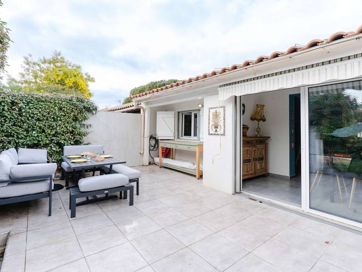 Villa pour 6 personnes, avec Balcon ainsi que Terrasse et Piscine à Gruissan