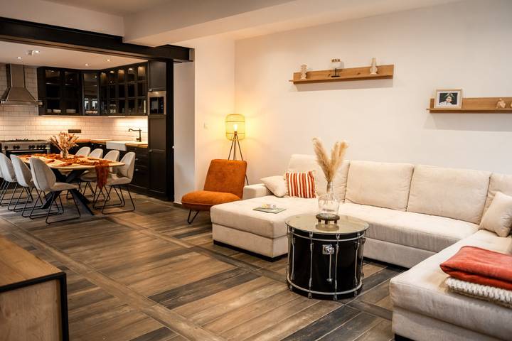 Gîte pour 7 personnes, avec terrasse - 1