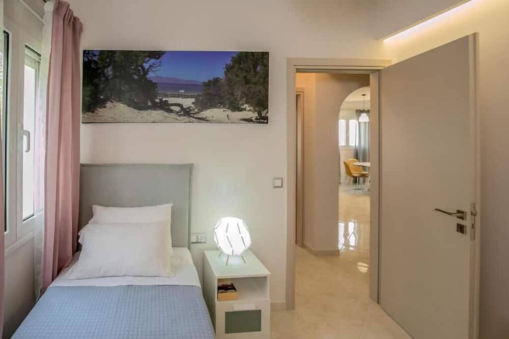 Ganze Wohnung, 3 Bedroom apartment (150m2) - 300 meter away from the beach in Koutsounari, Kreta Süden