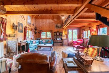 Maison de campagne pour 8 personnes, avec terrasse et jardin, animaux acceptés à Cohennoz