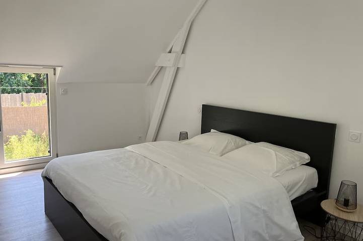 Location de vacances pour 8 personnes, avec terrasse à Le Minihic-sur-Rance - 2