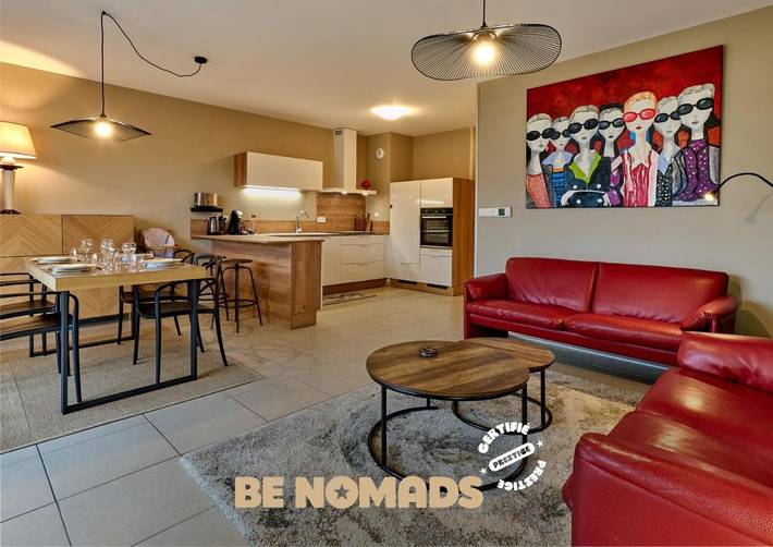 Gîte pour 4 personnes, avec Balcon ainsi que Terrasse et Vue à Nevers
