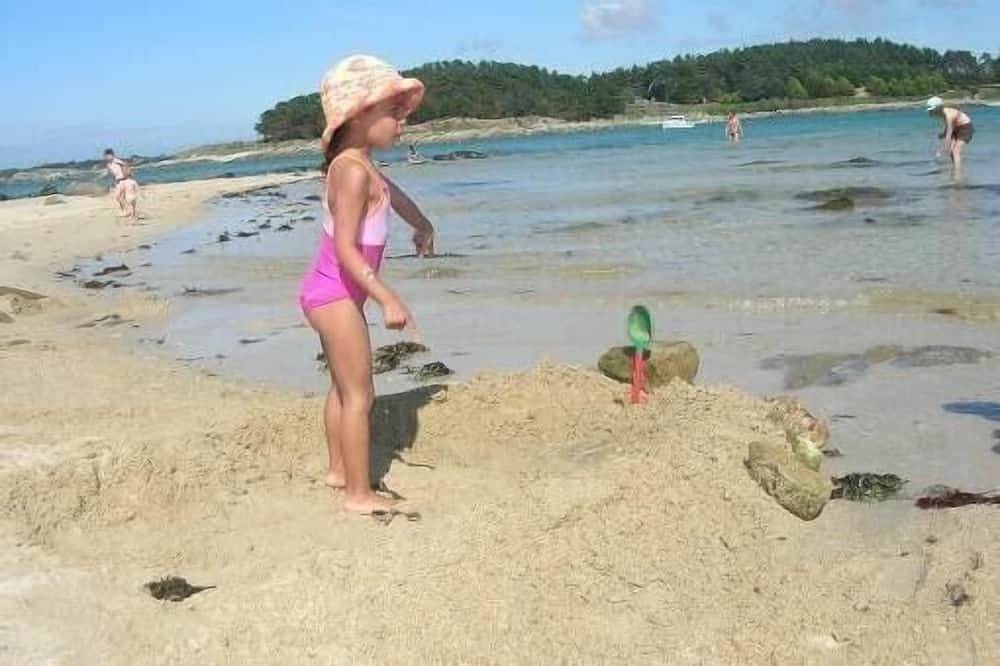 50m vom Strand entfernt, altes Fischerhaus komplett renoviert. in Île-Grande, Pleumeur-Bodou