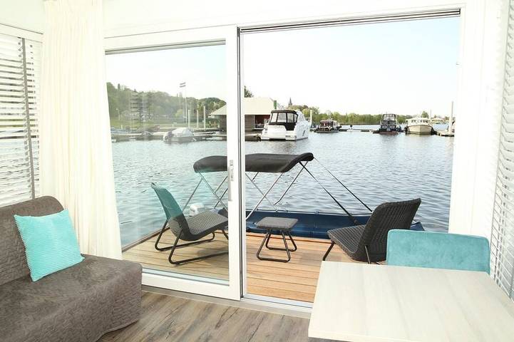 Hausboot für 2 Personen, mit Terrasse und Garten in Maastricht