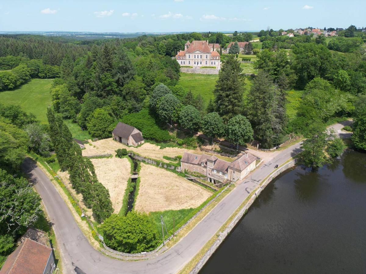 L'Ancien Moulin du Château de Marrault - Gîte de groupe in Magny, Parc naturel régional du Morvan