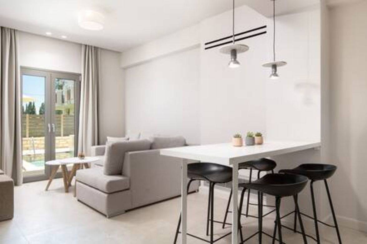 Ολόκληρο το διαμέρισμα, Onore Sunset Suite & pool | Dasia in Δασσιά, Κέρκυρα