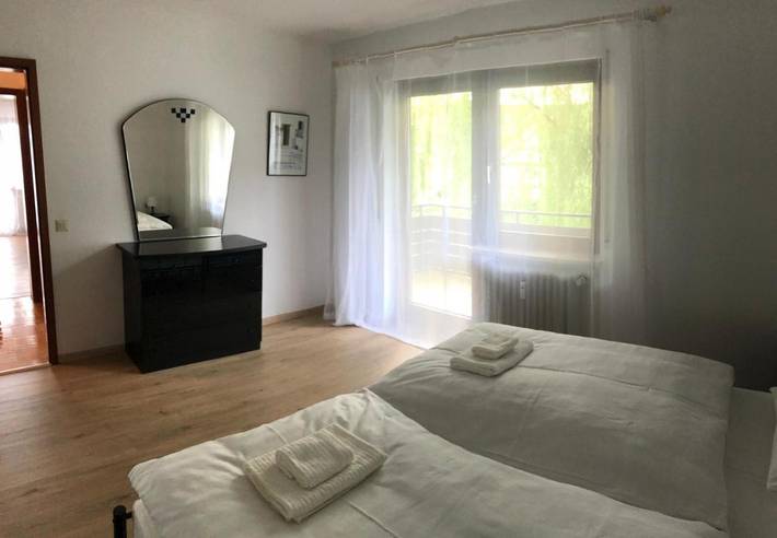 Ferienwohnung für 5 Personen, mit Balkon und Ausblick in Markelfingen