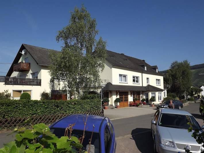 Ferienwohnung für 2 Personen, mit Terrasse und Garten in Köwerich