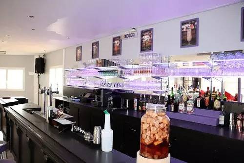 Camping für 5 Personen, mit Sauna und Pool sowie Terrasse, mit Haustier im Loire-Tal - 4