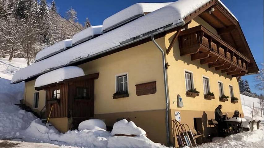 Ferienhaus für 16 Personen, mit Balkon und Garten in Obervellach