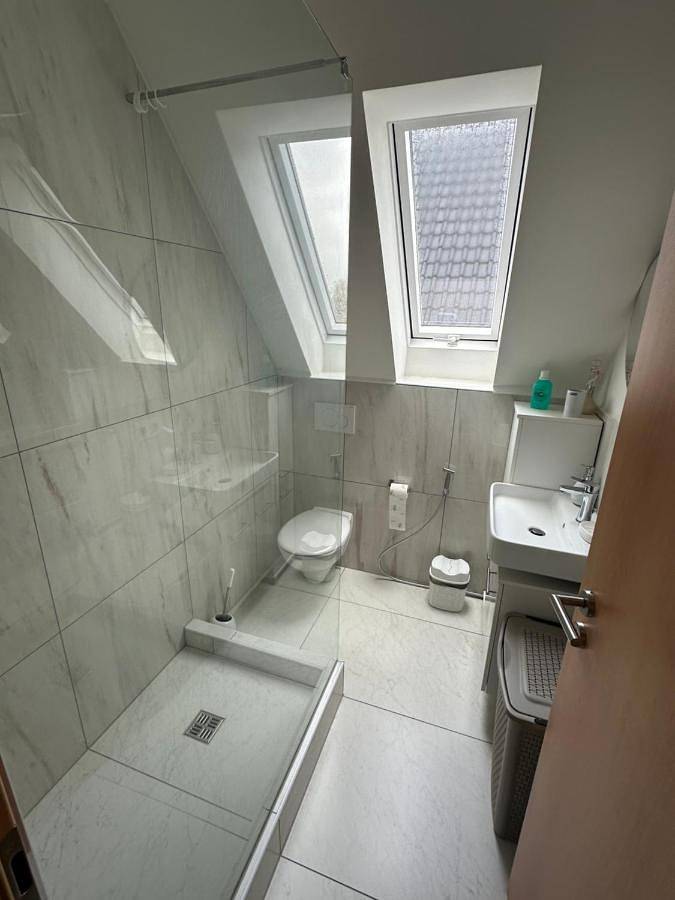 Ganze Wohnung, Two-Bedroom Apartment in Lehrte, Hannover und Umgebung