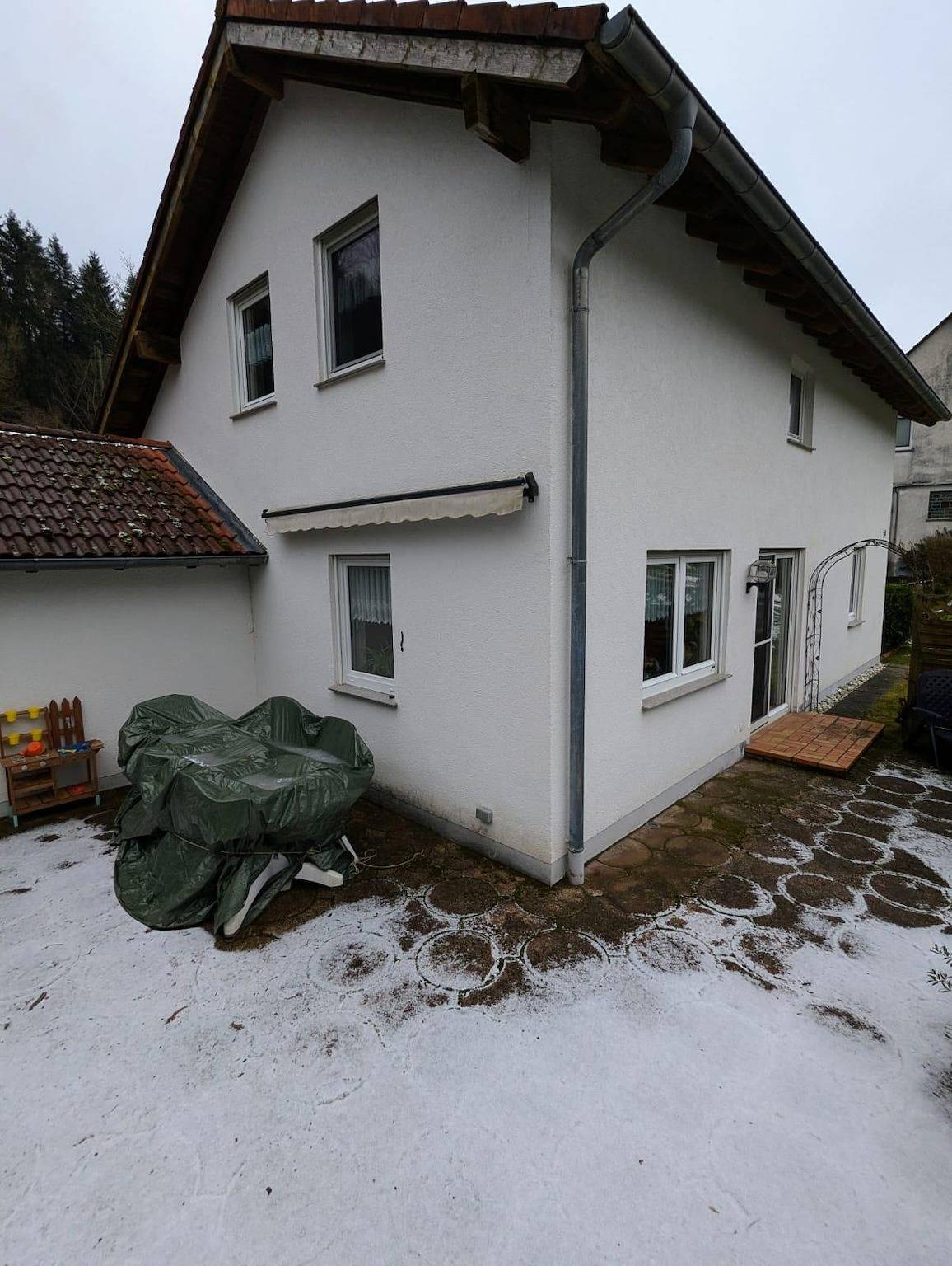 6-Bett Ferienhaus, 2x Bad/Wc, 3 Schlafräume in Schutz, Vulkaneifel